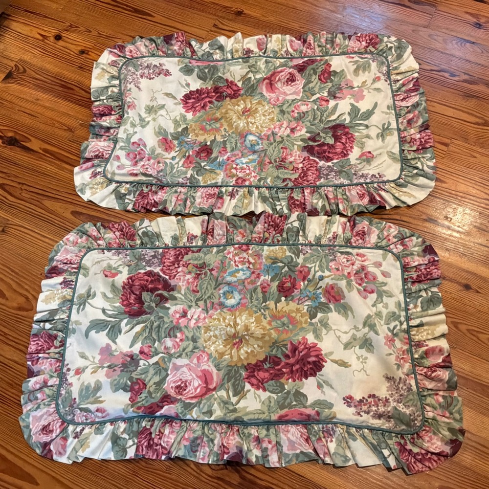 Vintage Pair Croscill Floral Pillow Shams King Ruffled Trim Cottagecore USA EUC
